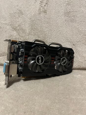 Asus Radeon R9 270 2 GB 950-975 Mhz PCIe x16 GPU