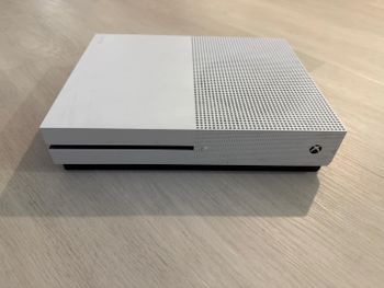 Xbox One S 1TB
