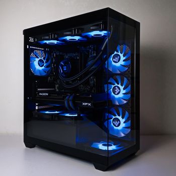 Ryzen 5 7600X B850M WIFI 32GB DDR5 1TB SSD RX 7800 XT 16GB