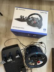 Logitech G29 vairas su pedalais