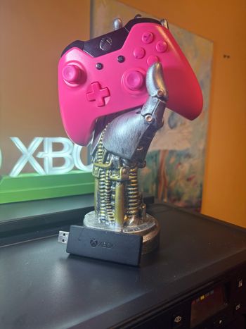 Xbox One pultas + USB adapteris