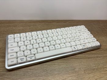 High end Lofree Flow84 Slim mechaninė klaviatūra