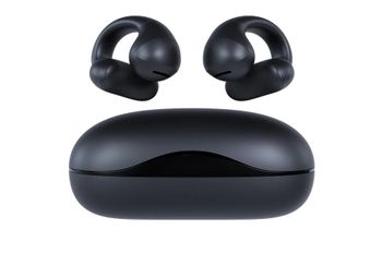 Happy Plugs Clip