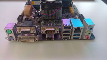 Asus AM1I-A AMD AM1 Mini ITX DDR3 AM1 Motherboard + AMD Sempron 3850 + 4GB DDR3 RAM + Cooler