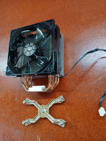 Cooler Master Hyper 212 EVO 600-2000 RPM CPU Cooler