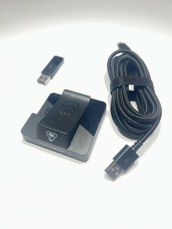 Turtle Beach Stealth Ultra Charging Dock with Wireless Dongle & 3m USB-C cable