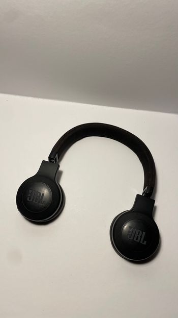 JBL E45bt belaidės ausinės