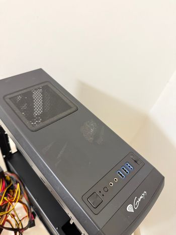 GENESIS 750 CASE SU 4FAN + 700 PSU for sale