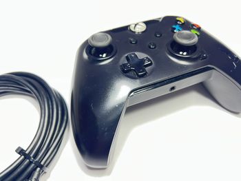 PDP Wired Controller for Xbox & PC – Raven Black Edition