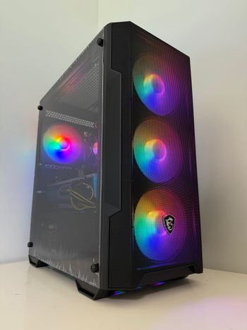 Stacionarus Žaidimų/Darbo Kompiuteris RX 580 8GB I5 3470 32GB RAM 750GB