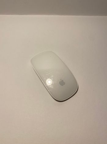 Apple Magic Mouse belaidė pelė