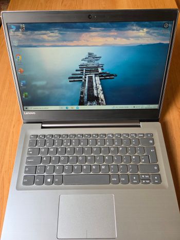 Lenovo IdeaPad 320S-14IKB| 14" | Intel i3 7100U | 4GB RAM | DDR4| 128GB M2 |