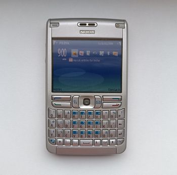 Nokia E61