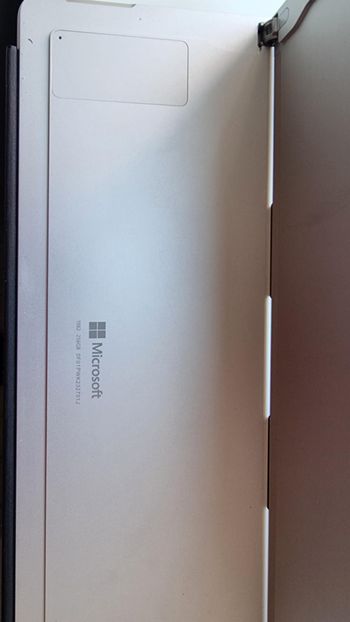 Surface Pro 8