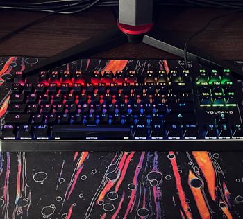 Modecom Lanparty Volcano RGB Brown switches