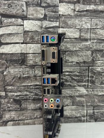 Get MSI Z370-A PRO Intel Z370 ATX DDR4 LGA1151 2 x PCI-E x16 Slots Motherboard