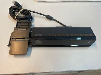xbox one kinect kamera su laikikliu