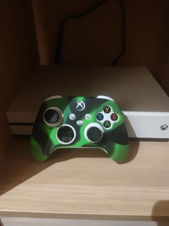 Mando Xbox Series S y funda