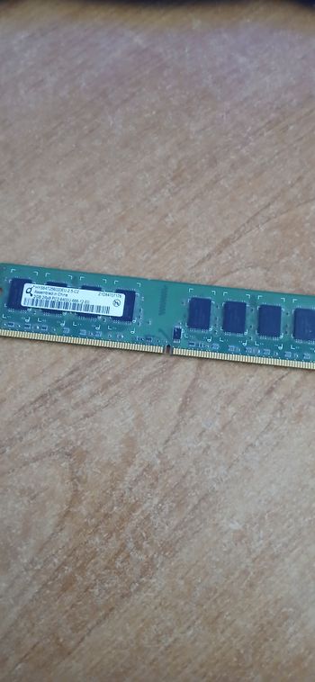 1x2gb 2Rx8 PC2-6400U-666-12-E0-2.5-C2 Z1D84707176