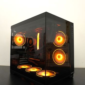 Ryzen 7 7800X3D B650M WIFI 32GB DDR5 1TB NVMe SSD RTX 5070 OC 12GB