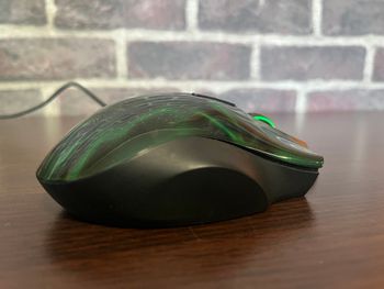 Get Razer Naga Hex Green - Pele