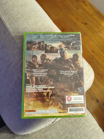 Gears of War Xbox 360 Controller + NEW Gears of War 3