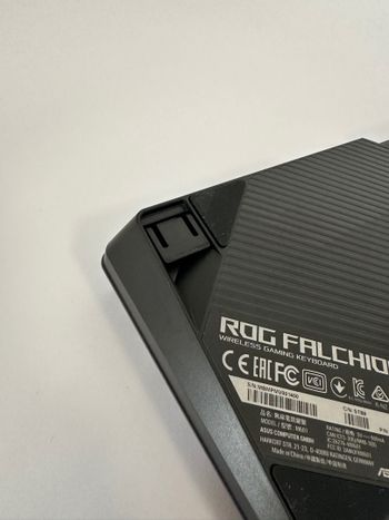 ASUS ROG Falchion