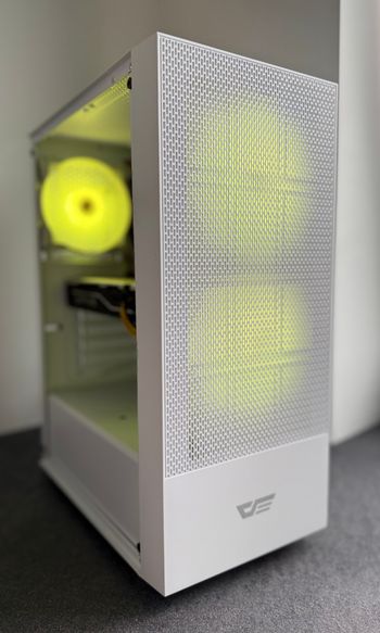 Redeem Naujai surinktas žaidimų kompiuteris i7/RX 580 8GB/16GB RGB!!
