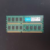 Crucial 4 GB (1 x 4 GB) DDR3-1600 Black / Green PC RAM