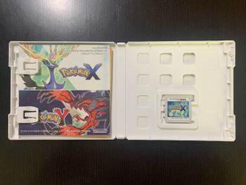 Nintendo 2DS edición especial Pokemon azul + Pokemon X