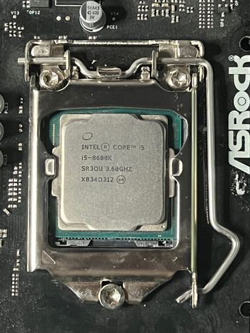 Intel Core i5-8600K 3.6-4.3 GHz LGA1151 6-Core CPU