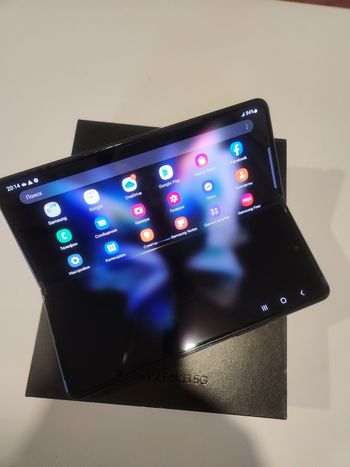 Samsung galaxy Z fold 3 5g
