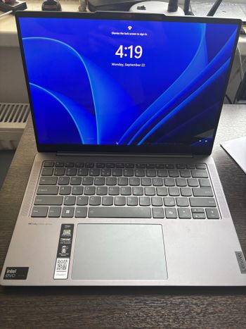 Lenovo Yoga Slim 7 14imh9 14” WUXGA OLED, intel core ultra 7, 32gb, 1tb, eng