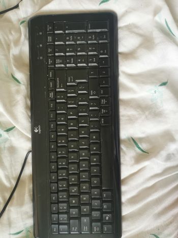 Logitech ultra flat keyboard 