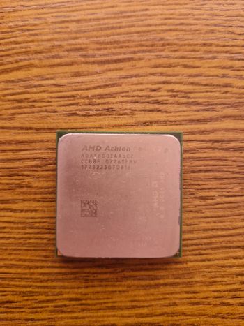 AMD Athlon️ 64x2