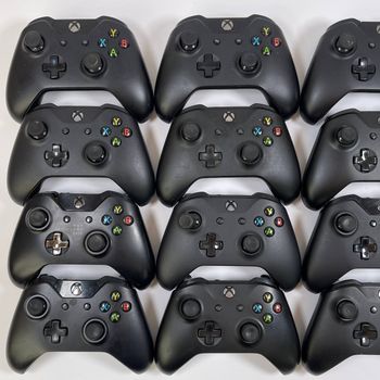 12x Microsoft Xbox Wireless Controllers for Xbox One/Series X/S/PC - FOR PARTS