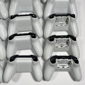 20x Microsoft Xbox Wireless Controllers for Xbox One/Series X/S/PC - FOR PARTS