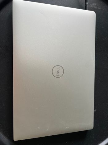Dell XPS 15 7590 Intel i7-9750H Intel HD Graphics 630 / 8GB DDR4 / 1024GB NVME / 97 Wh / WI-FI 6 AX1650 / Silver
