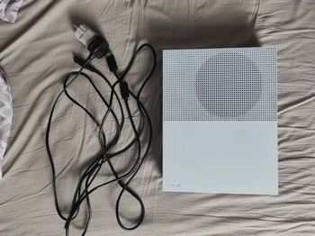 Xbox One S, White, 1TB + 6 žaidimai for sale