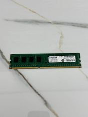 Crucial 4 GB (1 x 4 GB) DDR3-1600 Black / Green PC RAM