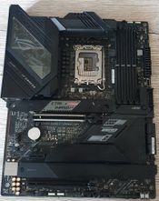 Asus ROG STRIX Z490-F GAMING Intel Z490 ATX DDR4 LGA1200 3 x PCI-E x16 Slots Motherboard