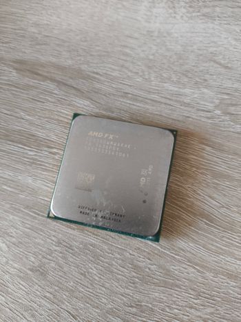 AMD FX-6300 3.5 GHz AM3+ 6-Core CPU
