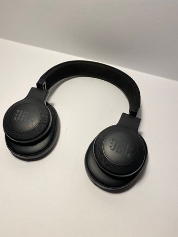 JBL E55 belaidės ausinės wireless headphones