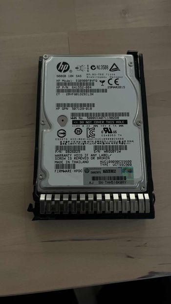 HP 900gb SAS 10K server storage