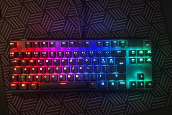 SteelSeries Apex 7 TKL klaviatūra