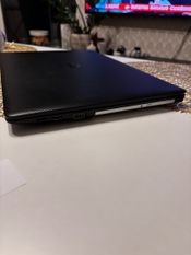 Dell Inspiron 5570