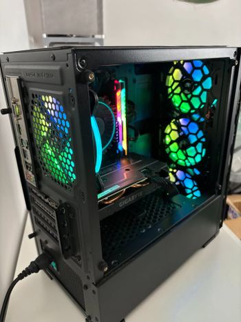 Geras kompiuteris i3-12100f, GTX 1660 Super, 16GB RAM