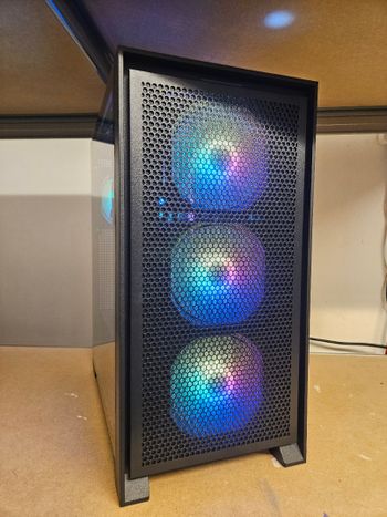 Kompiuteris su i3 8100, Radeon RX 480 8GB ROG Strix, 16GB RAM, 512GB SSD