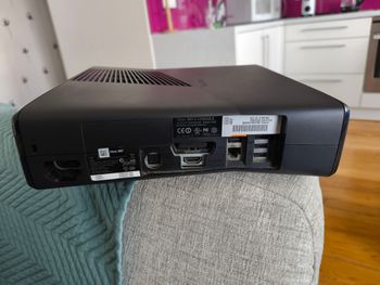 Get Xbox 360 S 250GB | TIK KONSOLĖ