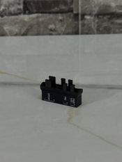 Gigabyte GA-Z270X-Ultra Gaming Intel Z270 ATX DDR4 LGA1151 3 x PCI-E x16 Slots Motherboard